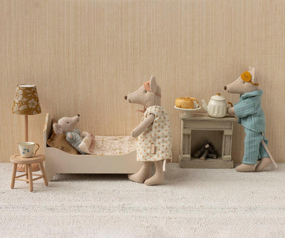Maileg Mom & Dad Mouse in Matchbox