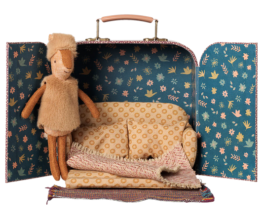 Maileg Reindeer in Suitcase
