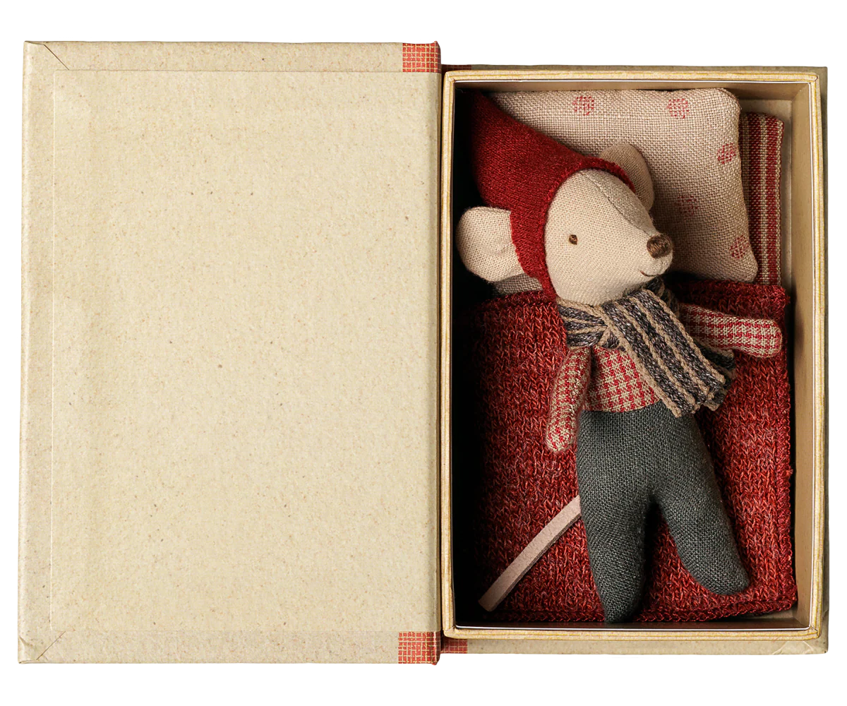 Maileg Christmas Mouse Baby in Book